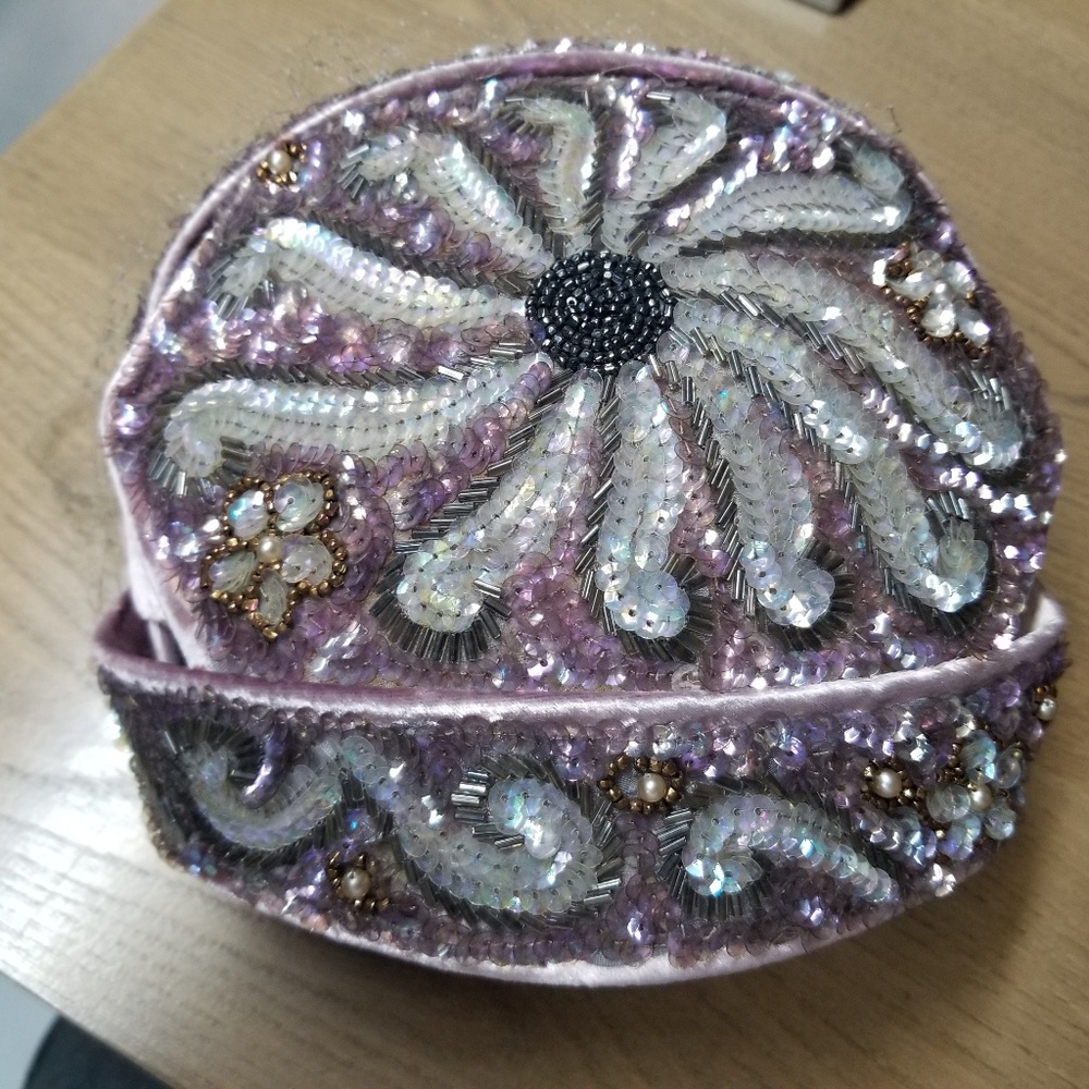 Vintage 1930s BEADED VELVET Womens Fascinator !